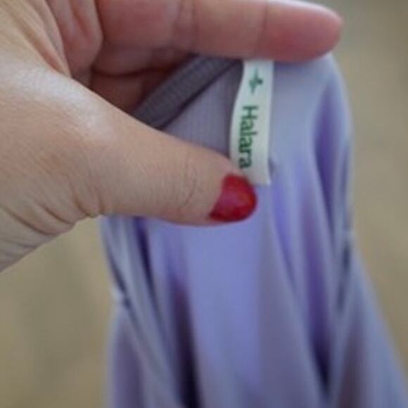 Halara V Neck Short Sleeve Wide Leg Waffle Jumpsuit Purple Womens Size Medium - Picture 10 of 12